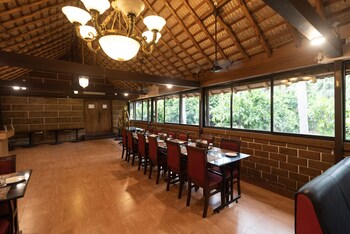 ibex river resort pollachi