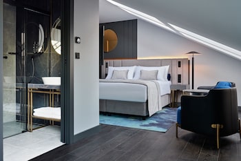 garamond a tribute portfolio hotel