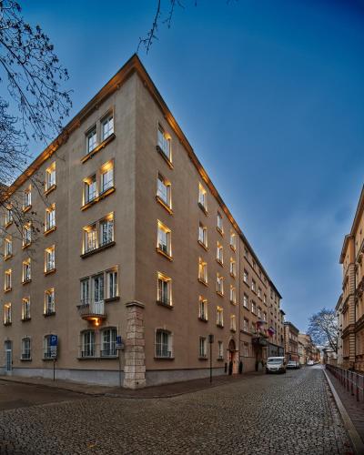 garamond a tribute portfolio hotel