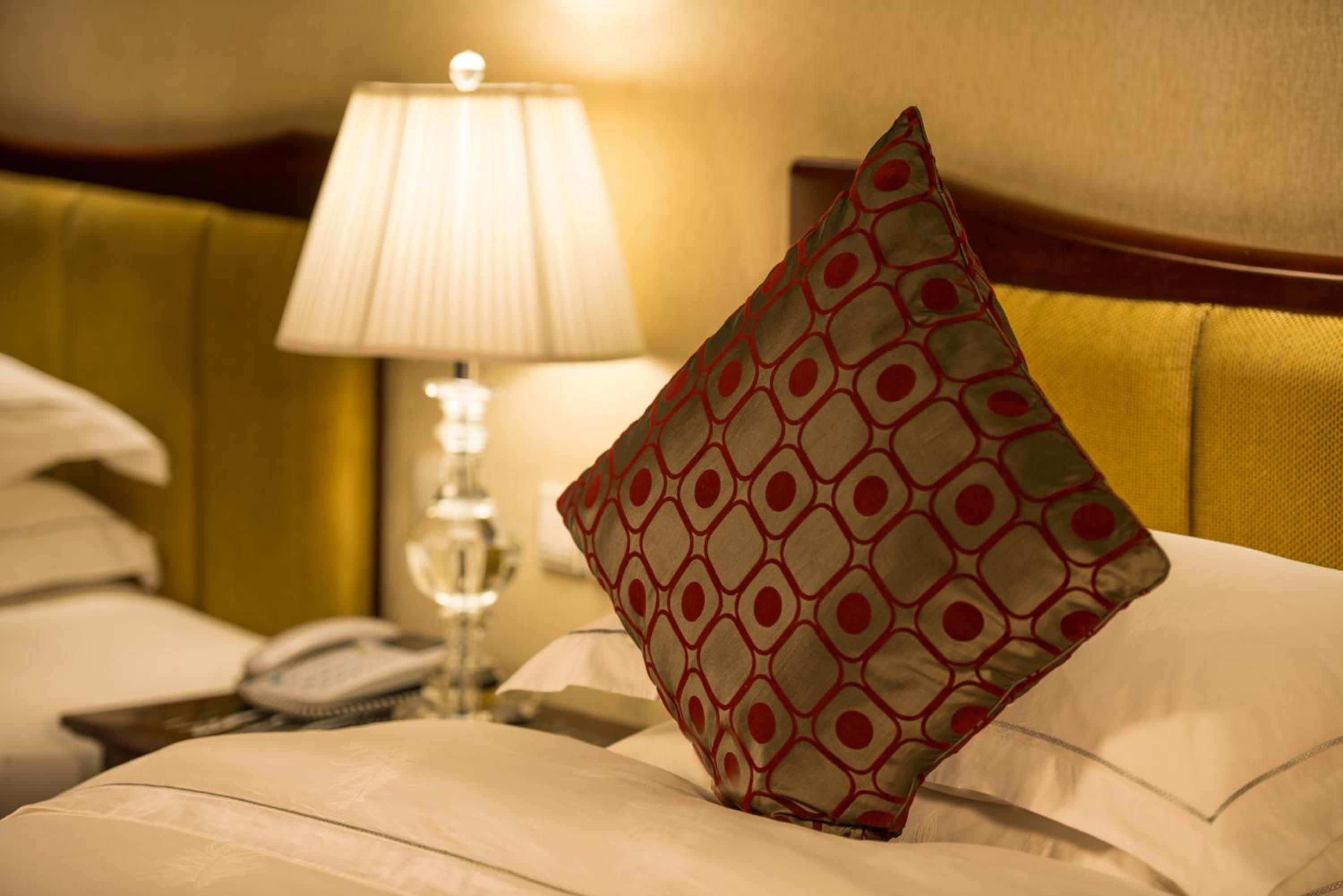 the phoenix city hotel guangzhou