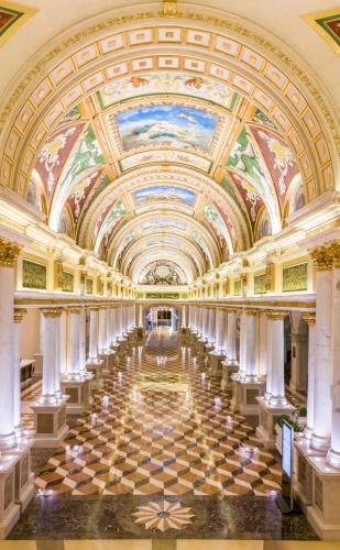 the phoenix city hotel guangzhou