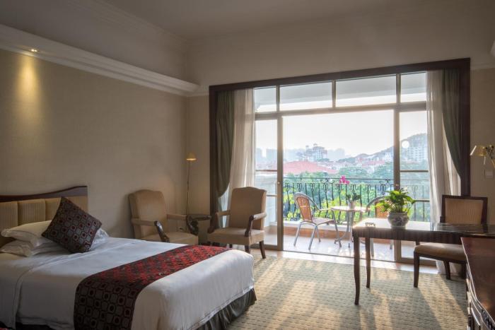 the phoenix city hotel guangzhou