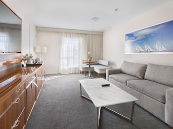 best western plus seaport inn downtown