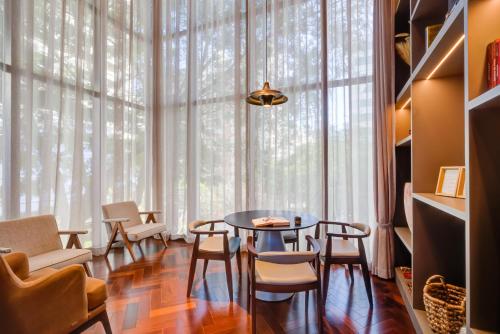 qoya hotel sao paulo curio collection by hilton