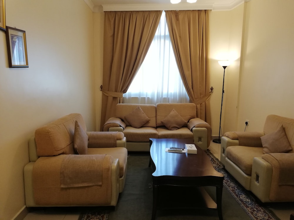 crown palace hotel ajman