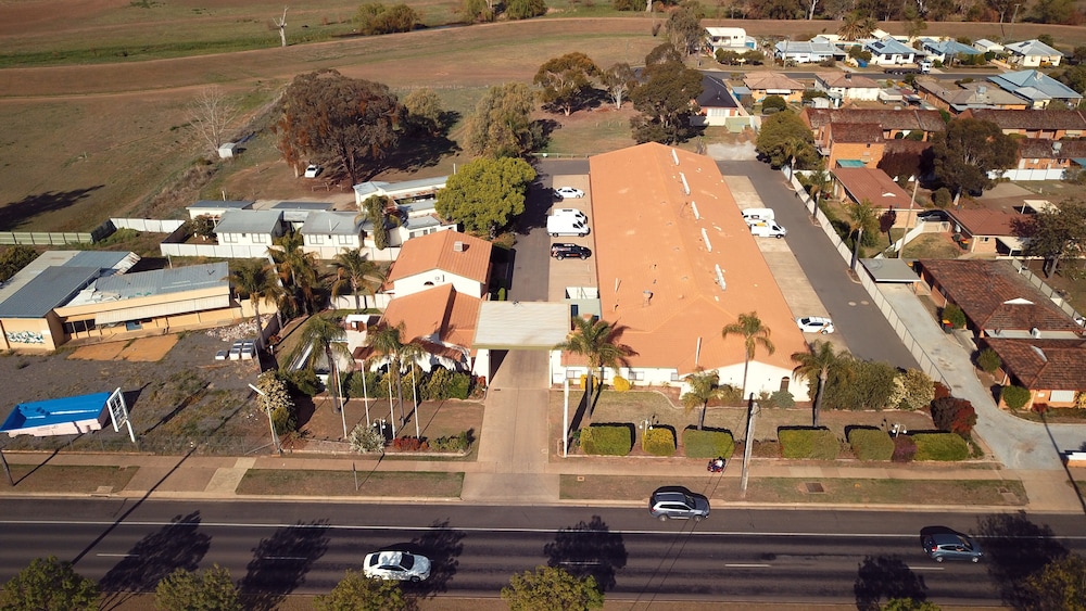 tamworth motor inn and cabins