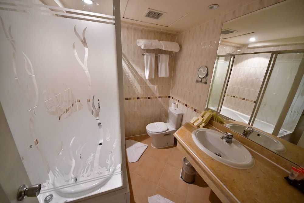 xperience kiroseiz resort and aqua park