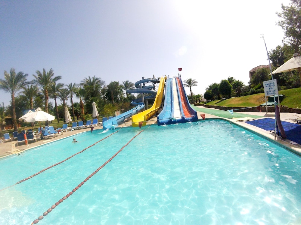 xperience kiroseiz resort and aqua park