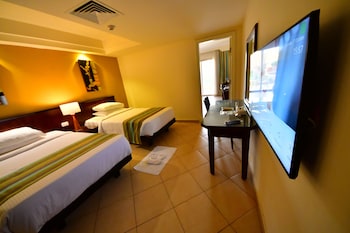 xperience kiroseiz resort and aqua park