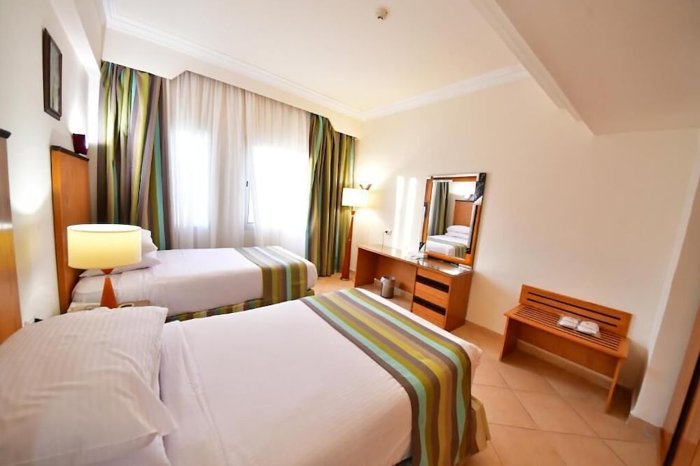 xperience kiroseiz resort and aqua park