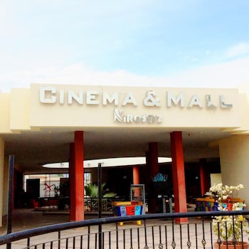 xperience kiroseiz resort and aqua park