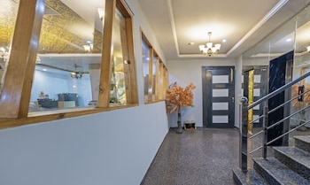 treebo shankuntalam near lucknow airport