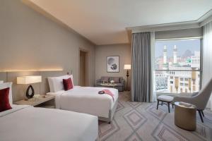 Hotel-Img