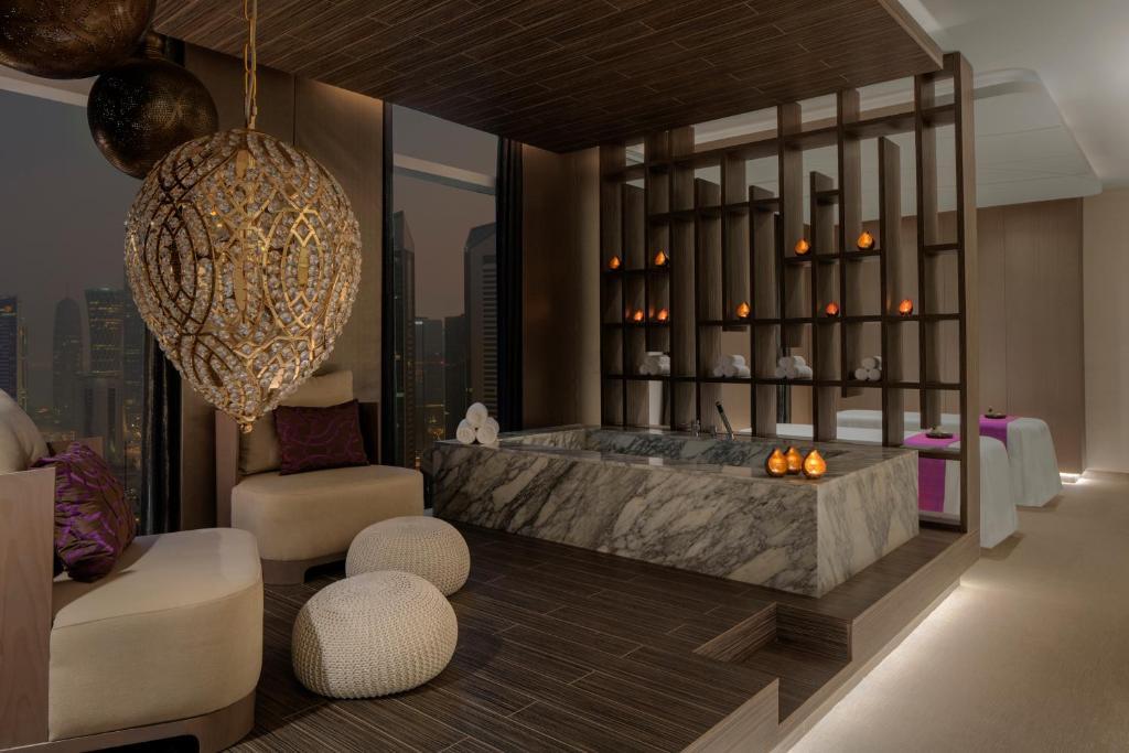 dusit hotel and suites