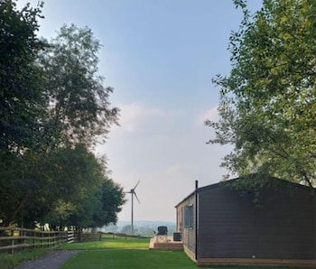 caplor glamping and lodges