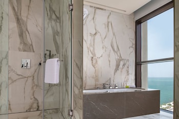 agora doha autograph collection