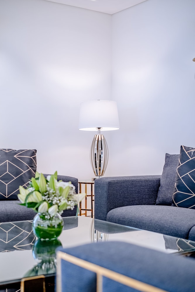 agora doha autograph collection