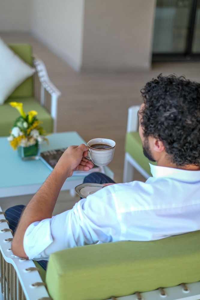 agora doha autograph collection