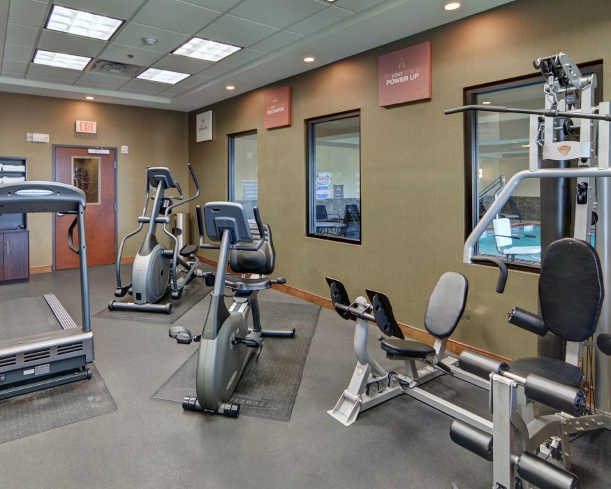 comfort suites near northeast mall