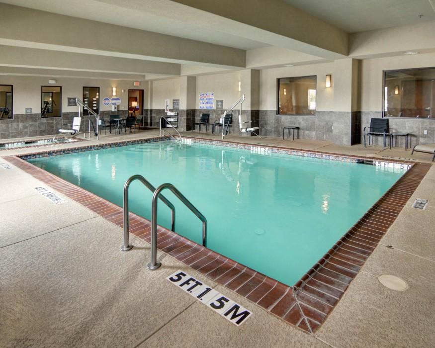 comfort suites near northeast mall