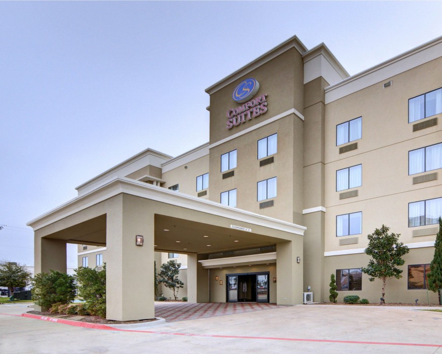 Comfort Suites Near Northeast Mall,Near North East Mall,3 star