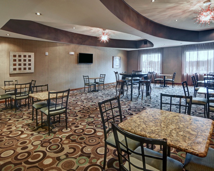 comfort suites near northeast mall