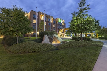 holiday inn express hotel and suites riverport richmond by ihg