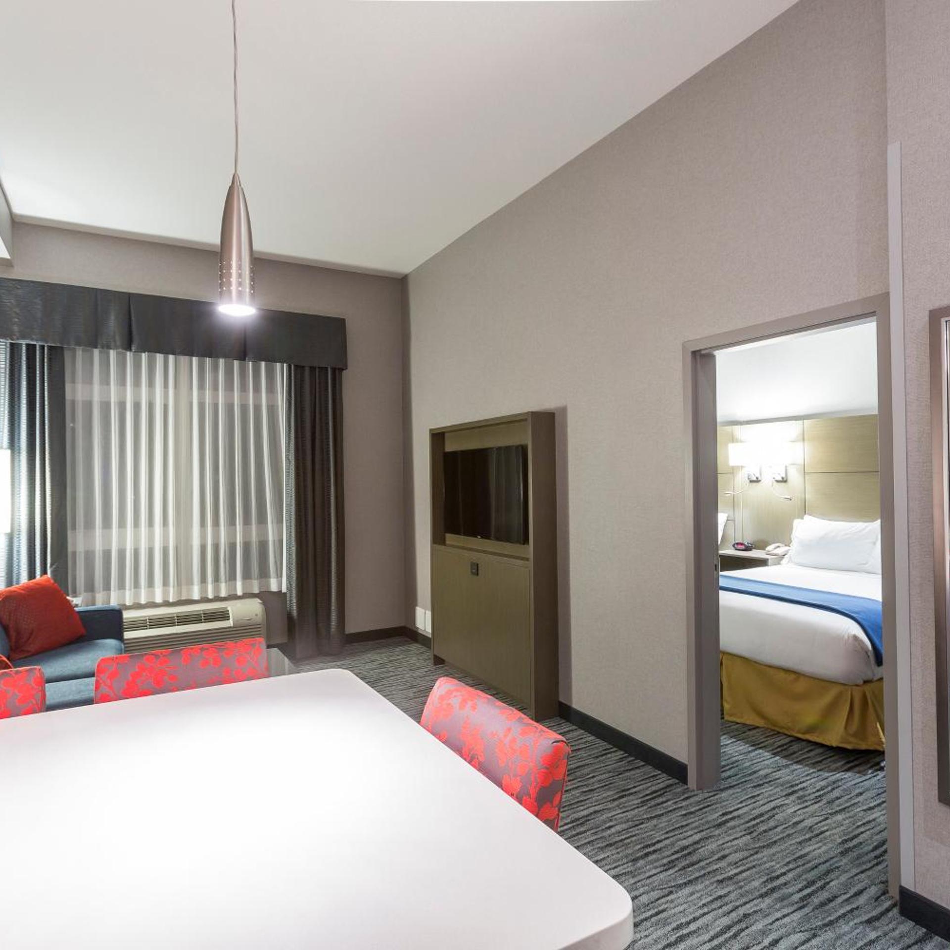 holiday inn express hotel and suites riverport richmond by ihg