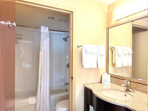 holiday inn express hotel and suites riverport richmond by ihg