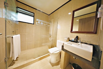 royal safari garden resort and convention