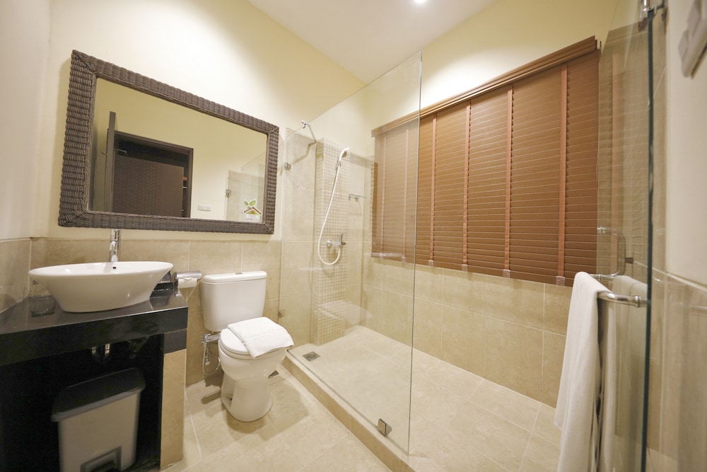 royal safari garden resort and convention