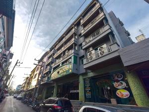 Hollywood Dannok Hotel,,3 star
