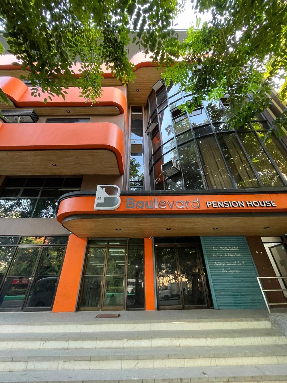 boulevard pension house