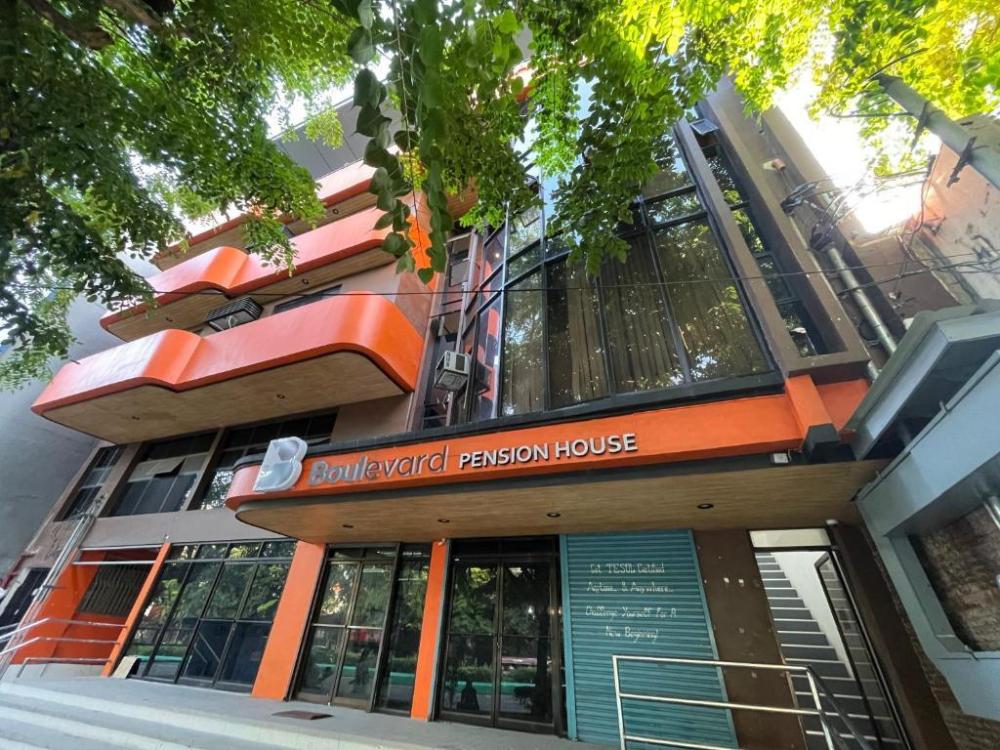 boulevard pension house