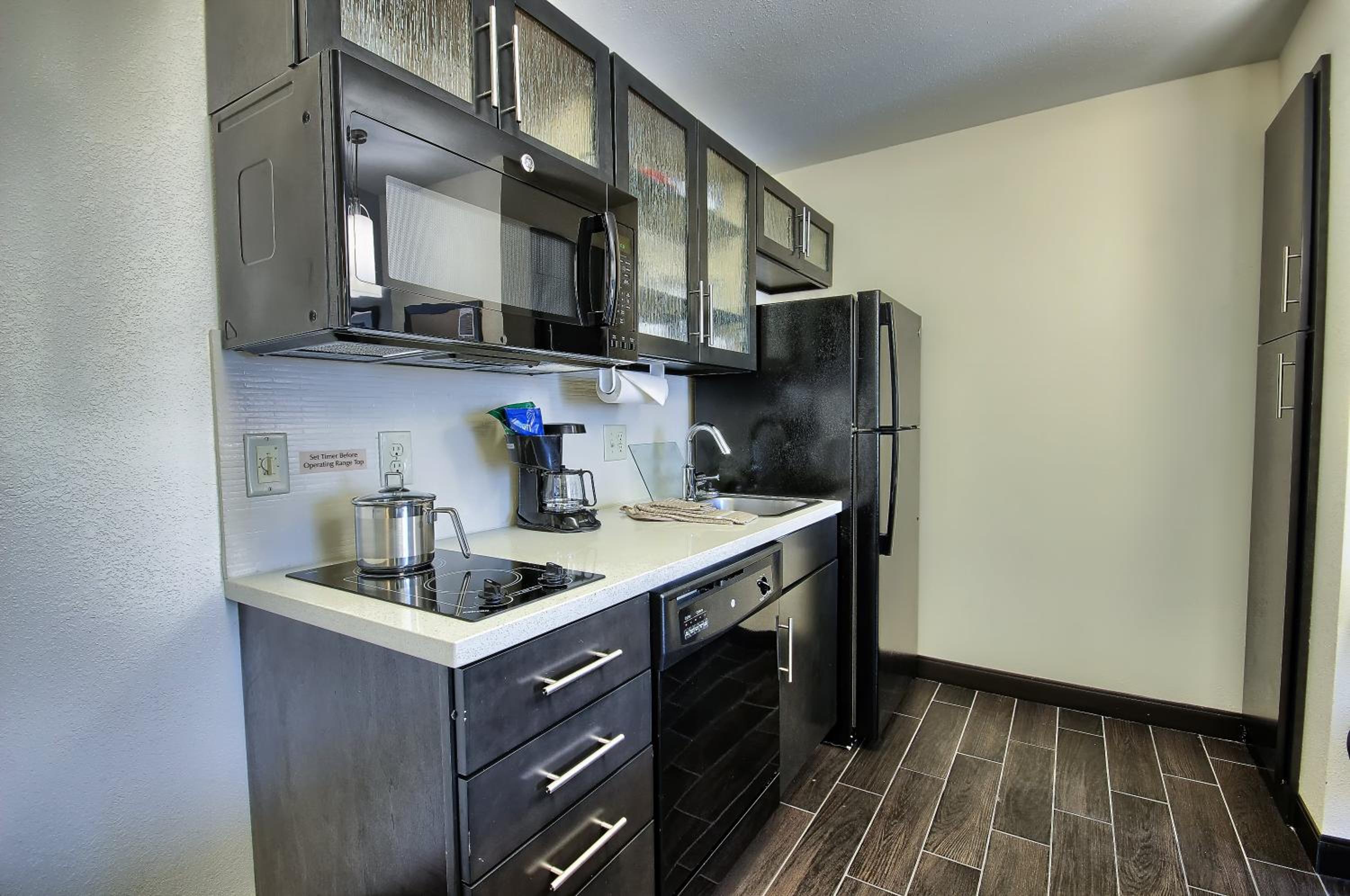 candlewood suites columbus grove city by ihg