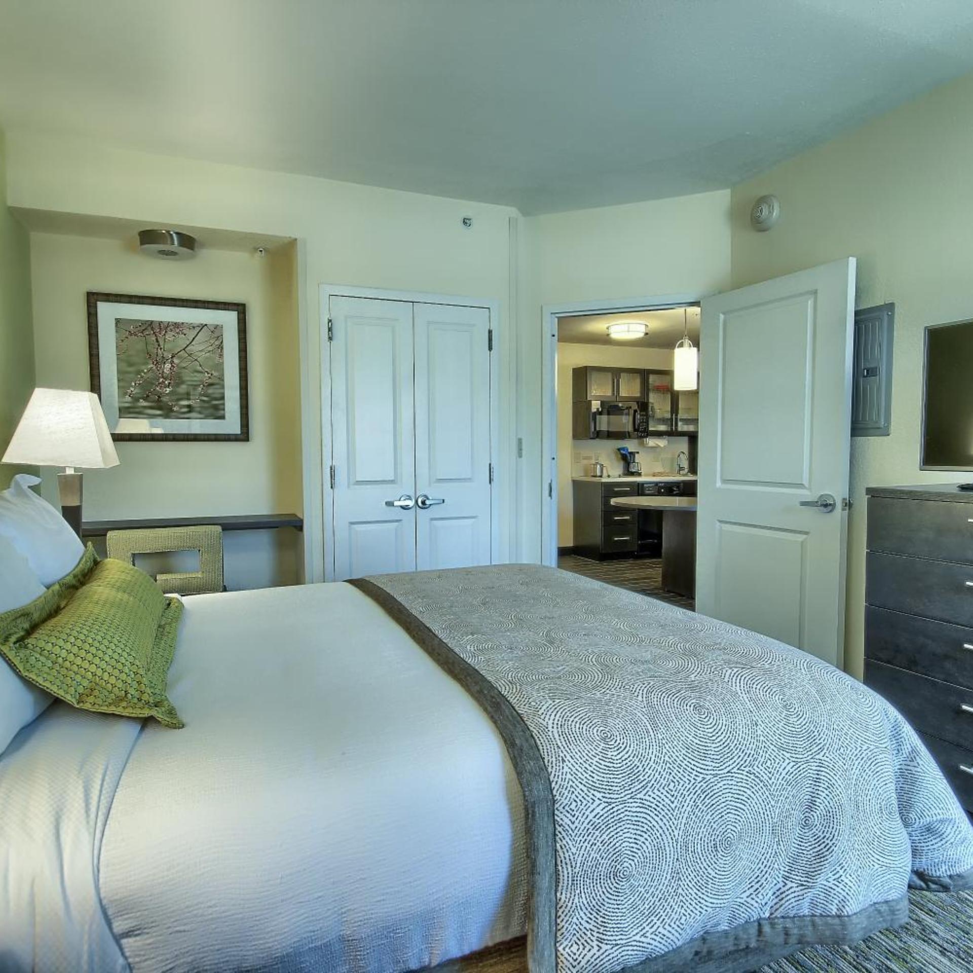 candlewood suites columbus grove city by ihg