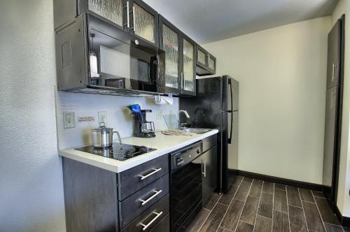 candlewood suites columbus grove city by ihg
