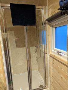 emlyns coppice woodland glamping