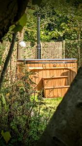 emlyns coppice woodland glamping