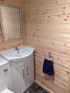emlyns coppice woodland glamping