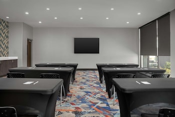 home2 suites by hilton cullman