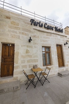 feris cave hotel