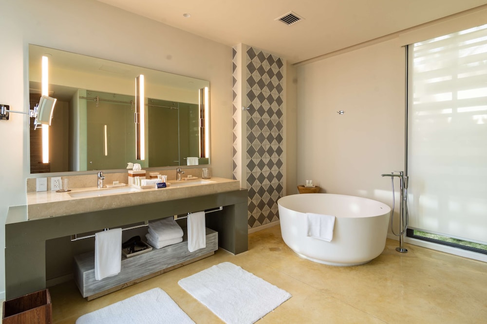 andaz mayakoba a concept by hyatt