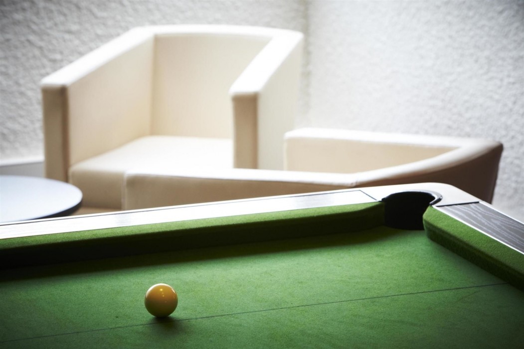 Heco Calais Centre - Gare,Dainville>>Calais,1 star