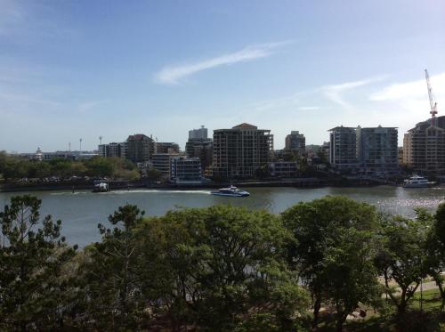 kirribilli riverfront apartments