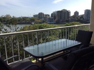 kirribilli riverfront apartments