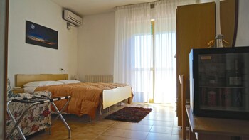 la piccola siesta bandb