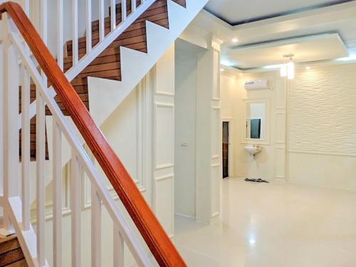 reddoorz karema area mamuju