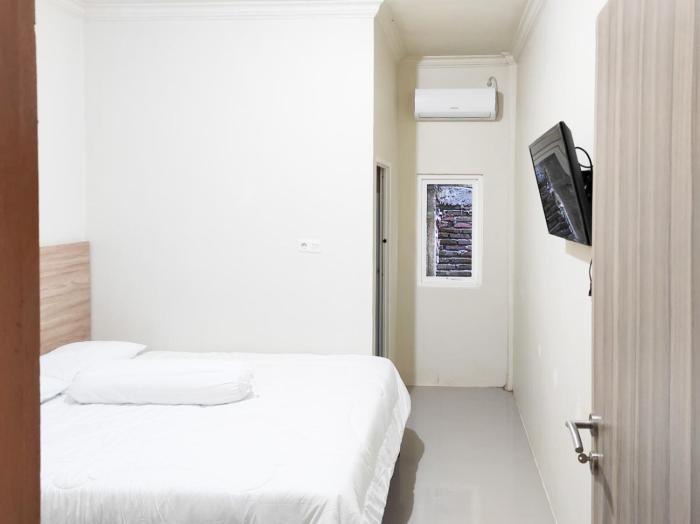 reddoorz karema area mamuju