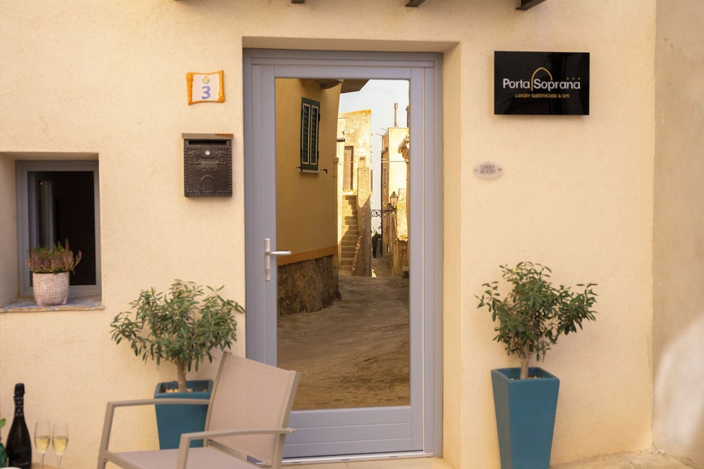 porta soprana luxury guest house and spa